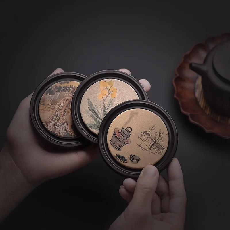 Coffee Tea In Chinese - Yuvarlak Ahşap Bardak Altlığı Isıya Dayanıklı