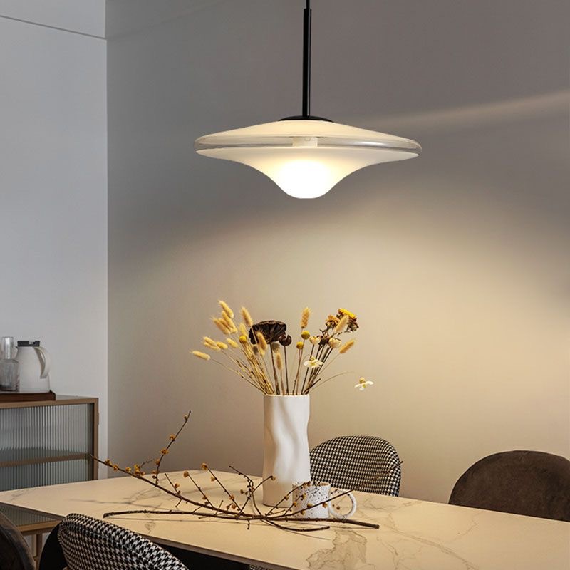 Switching Coffee To Tea - İskandinav Minimalist Uçan Daire Cam Sarkıt