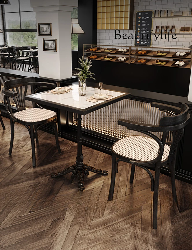 X Batı Restoranı Yarım Daire Ş - Tea & Coffee Quận 1 incelemesi ve fiyatı